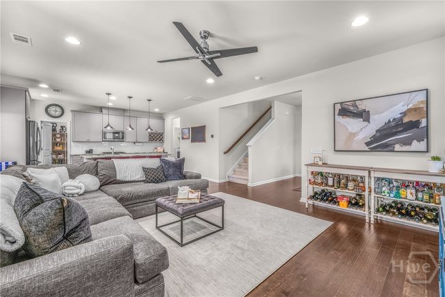 Living Room | Image 8