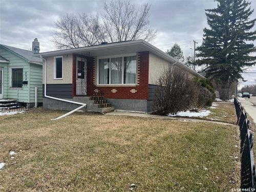 802 Princess St, Regina, SK, S4T3X9 | Card Image