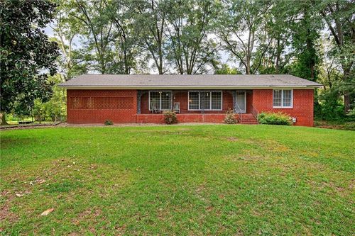 40 W Hendricks St, Bowman, GA, 30624-1914 | Card Image
