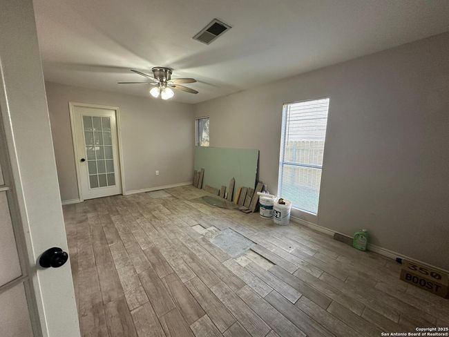 10123 Windburn, House other with 4 bedrooms, 3 bathrooms and null parking in Converse TX | Image 9