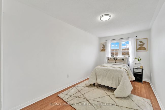 132 Kirkland Pl, House attached with 3 bedrooms, 3 bathrooms and 2 parking in Whitby ON | Image 16