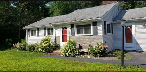 7 Laurel Rd, Sharon, MA, 02067-2813 | Card Image
