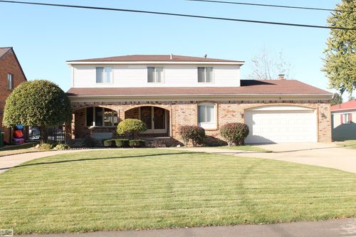 41303 Clairpointe St, Harrison Township, MI, 48045-5916 | Card Image