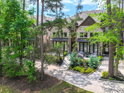 2708 Woodforest Pkwy N, Montgomery, TX, 77316-3375 | Card Image