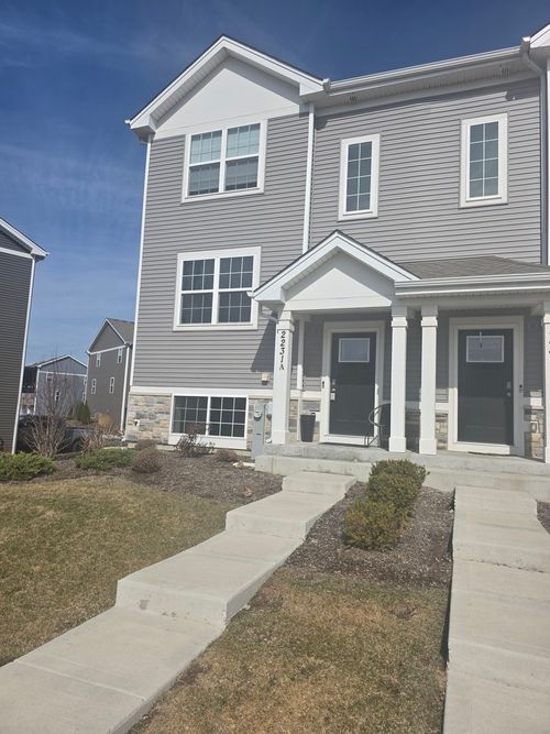 apt-a-2231 Sassafras Way, Wonder Lake, IL, 60097-9601 | Card Image