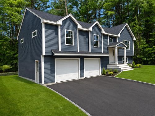 7 Bald Hill Rd, Raymond, NH, 03077-1904 | Card Image