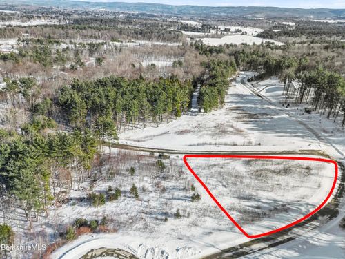 23 Old Farm Ln, Pittsfield, MA, 01201 | Card Image