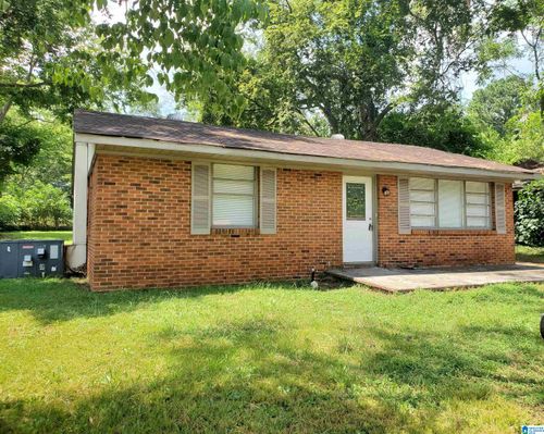 528 Lovelin St, MIDFIELD, AL, 35228-2322 | Card Image