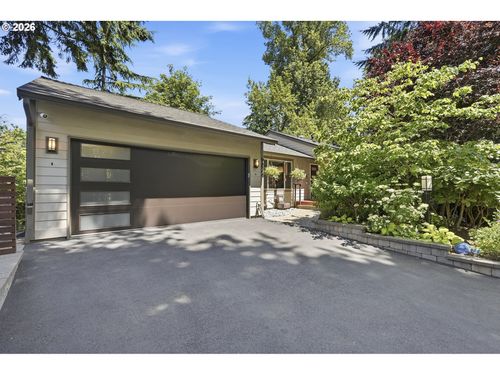 9824 Sw Quail Post Rd, Portland, OR, 97219-6365 | Card Image