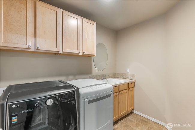 932 Tipsoo Loop N, House other with 3 bedrooms, 3 bathrooms and 2 parking in Rainier WA | Image 16