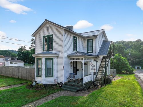 821 Grove Ave, New Brighton, PA, 15066-1338 | Card Image