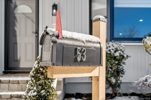 53 Elizabeth Dr, Bethpage, NY, 11714-6408 | Card Image