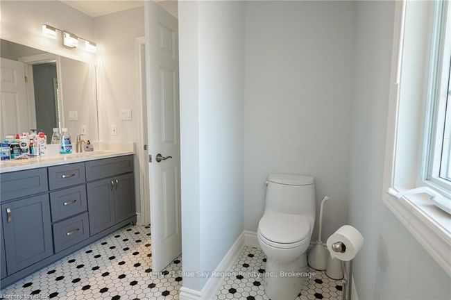 1 Christopher Crt, House other with 5 bedrooms, 2 bathrooms and 4 parking in North Bay ON | Image 32