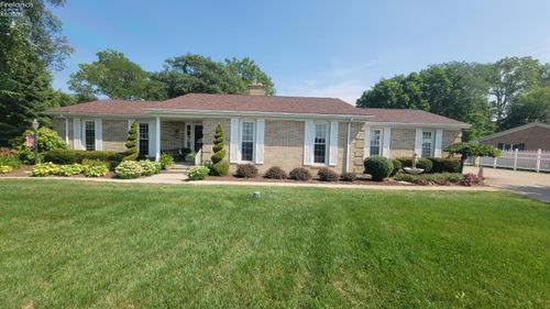 855 Rambo Ln, Fremont, OH, 43420-8834 | Card Image