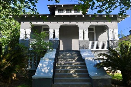 1927 Broadway St, New Orleans, LA, 70118-5325 | Card Image