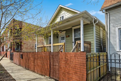 2626 W Francis Pl, Chicago, IL, 60647-4008 | Card Image