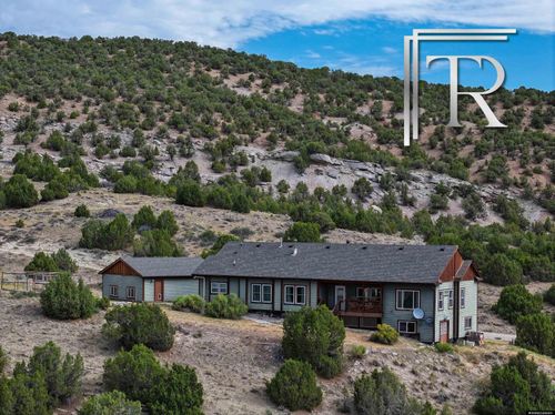 31 Deer Run Rd, Lander, WY, 82520-9436 | Card Image