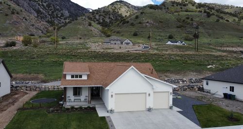 118 N Sherwood Dr, Providence, UT, 84332-6004 | Card Image