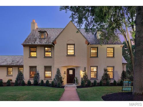 6470 Ellenwood Ave, Clayton, MO, 63105-2229 | Card Image