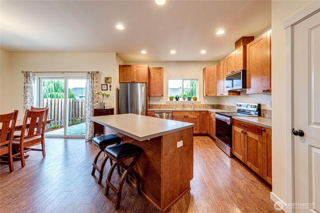 31 Nimbus Ln, House other with 3 bedrooms, 2 bathrooms and 2 parking in Sequim WA | Image 11