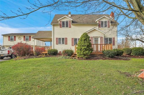 6904 Shawnee Road, Wheatfield, NY, 14120 | Card Image