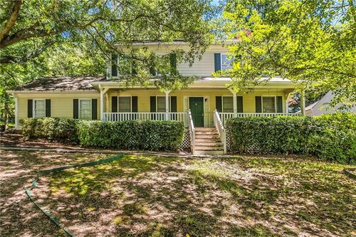 2880 Creekwood Dr, Snellville, GA, 30078-3504 | Card Image