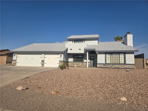 846 Indian Head Dr, Bullhead City, AZ, 86429-7617 | Card Image