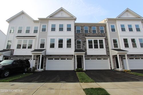 35 Crimson Dr, MANALAPAN, NJ, 07726-3805 | Card Image