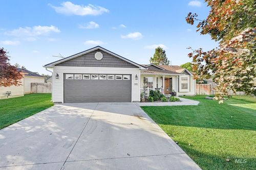 1425 W Tamarack Dr, Nampa, ID, 83651-7685 | Card Image