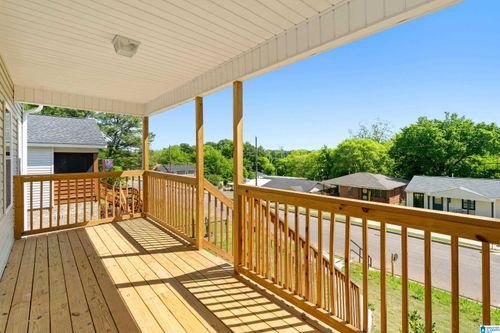812 47th Pl S, BIRMINGHAM, AL, 35222-3804 | Card Image