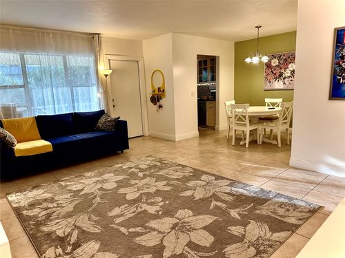 apt-206-270 Layne Blvd, Hallandale Beach, FL, 33009-5705 | Card Image