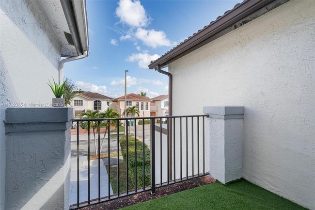 8658 Sw 159 Th Ct, Townhouse with 3 bedrooms, 2 bathrooms and null parking in Miami FL | Image 27