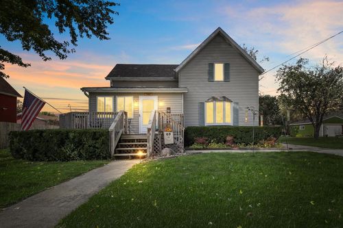 7337 N Vine Street, Lannon, WI, 53046 | Card Image