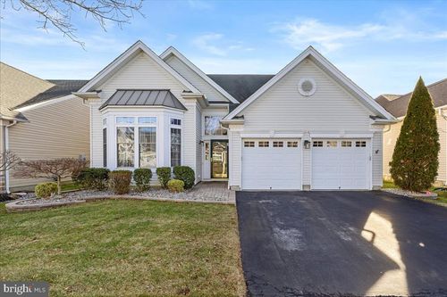 88 Aristotle Way, EAST WINDSOR, NJ, 08512-2550 | Card Image