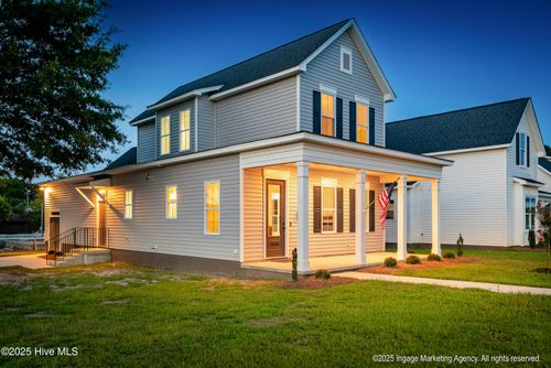 3846 W Wilson St, Farmville, NC, 27828-8545 | Card Image