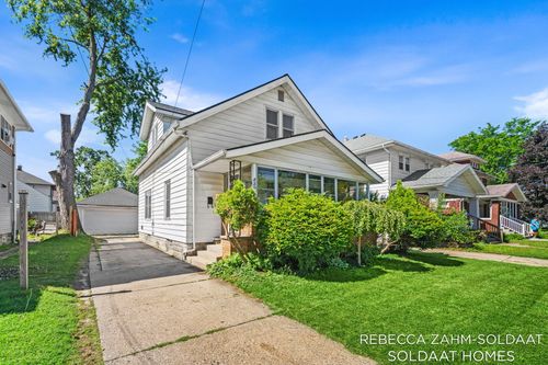 850 Richmond St Nw, Grand Rapids, MI, 49504-3001 | Card Image