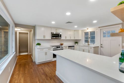 474 Neipsic Rd, Glastonbury, CT, 06033-2453 | Card Image