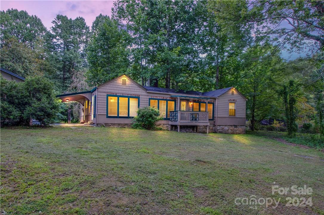 Lake Dr, Hendersonville, NC 28739