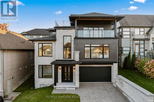 13 Kenmir Avenue, Niagara-on-the-Lake (St. Davids), ON, L0S1J0 | Card Image