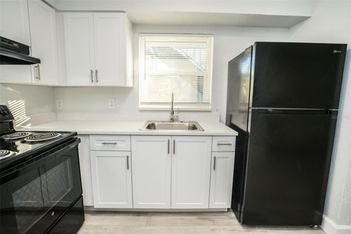 b17-11314 N 52nd St, Tampa, FL, 33617-1904 | Card Image