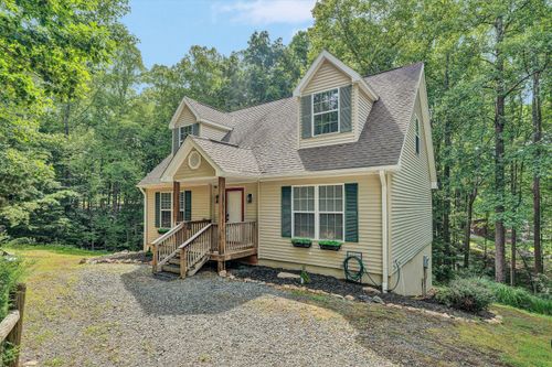 1113 Striper Ct, Moneta, VA, 24121-6500 | Card Image
