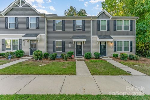 5356 Austin Knoll Ct, Charlotte, NC, 28269-4590 | Card Image