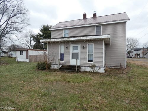 212 State St, Conesville, OH, 43811-9747 | Card Image