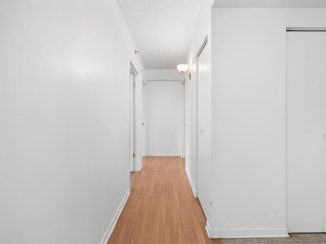 Residential Lease in Laval (Duvernay) 2