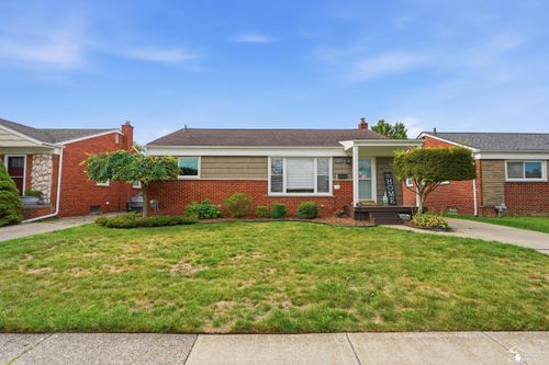 20216 Gaukler St, Saint Clair Shores, MI, 48080-3770 | Card Image