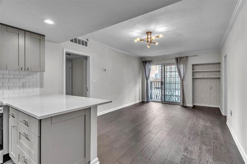 910-199 14th St Ne, Atlanta, GA, 30309-3685 | Card Image