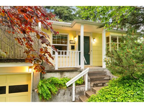 105 Ne 66th Ave, Portland, OR, 97213-5019 | Card Image