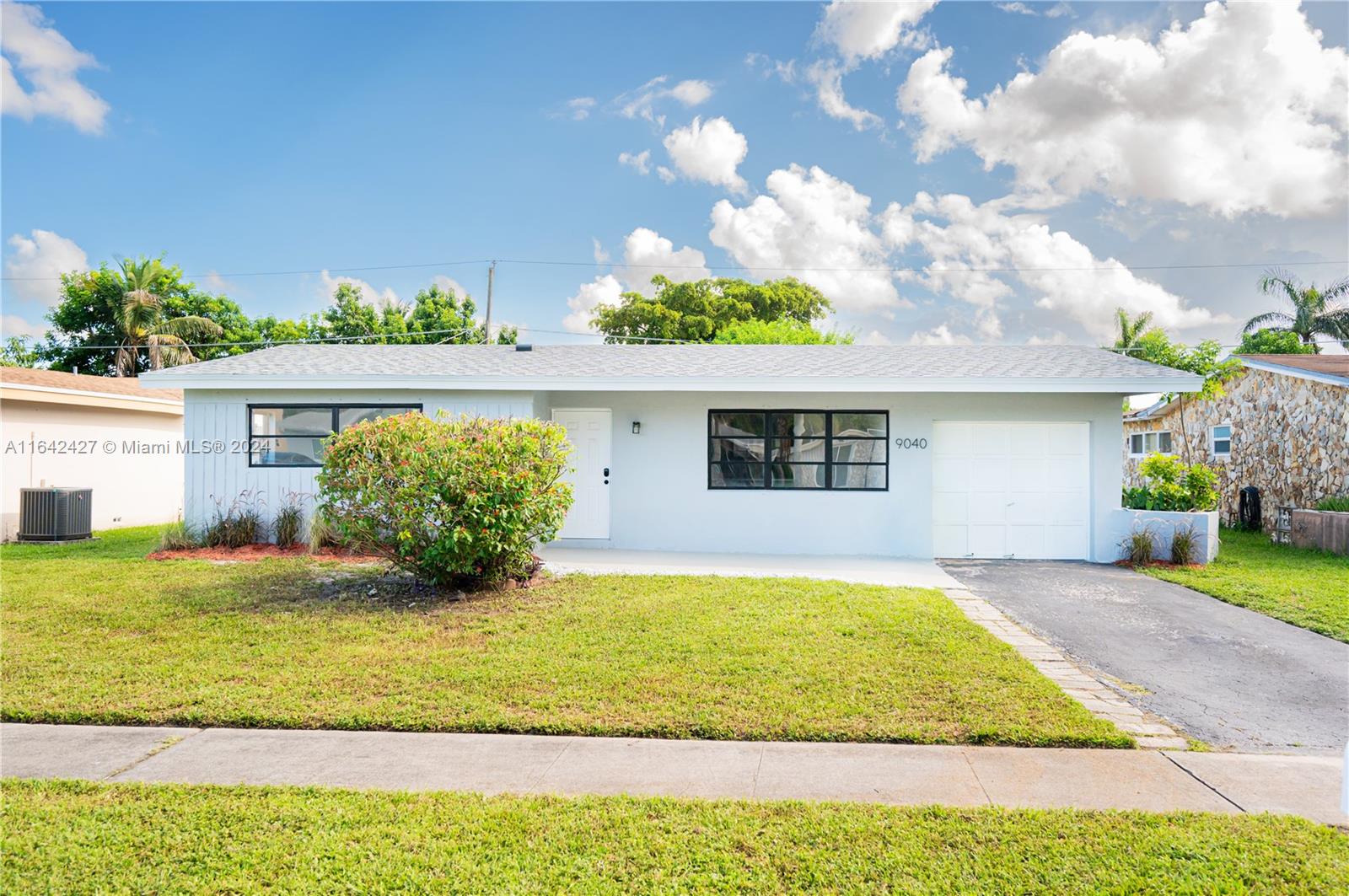 26th Pl, Sunrise, FL 33322