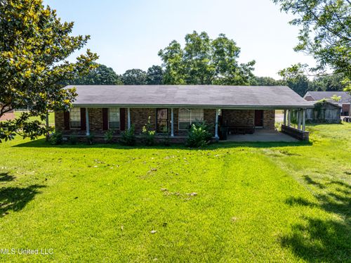 713 West St, Coldwater, MS, 38618-3892 | Card Image