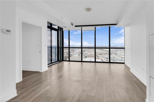 3207 - 2916 7 Highway, House attached with 2 bedrooms, 2 bathrooms and 1 parking in Vaughan ON | Image 17
